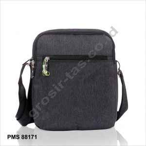 sling bag / tas selempang