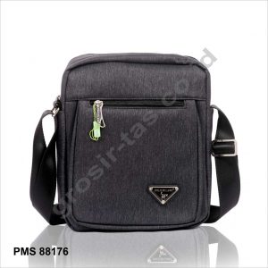sling bag / tas selempang