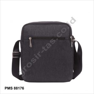 sling bag / tas selempang