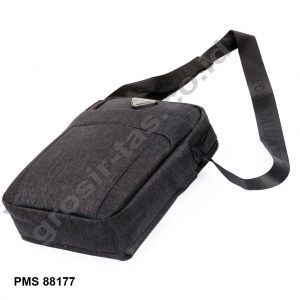 sling bag / tas selempang