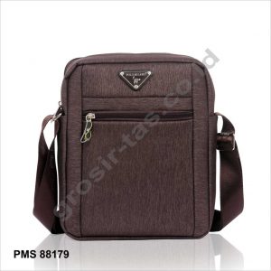 sling bag / tas selempang